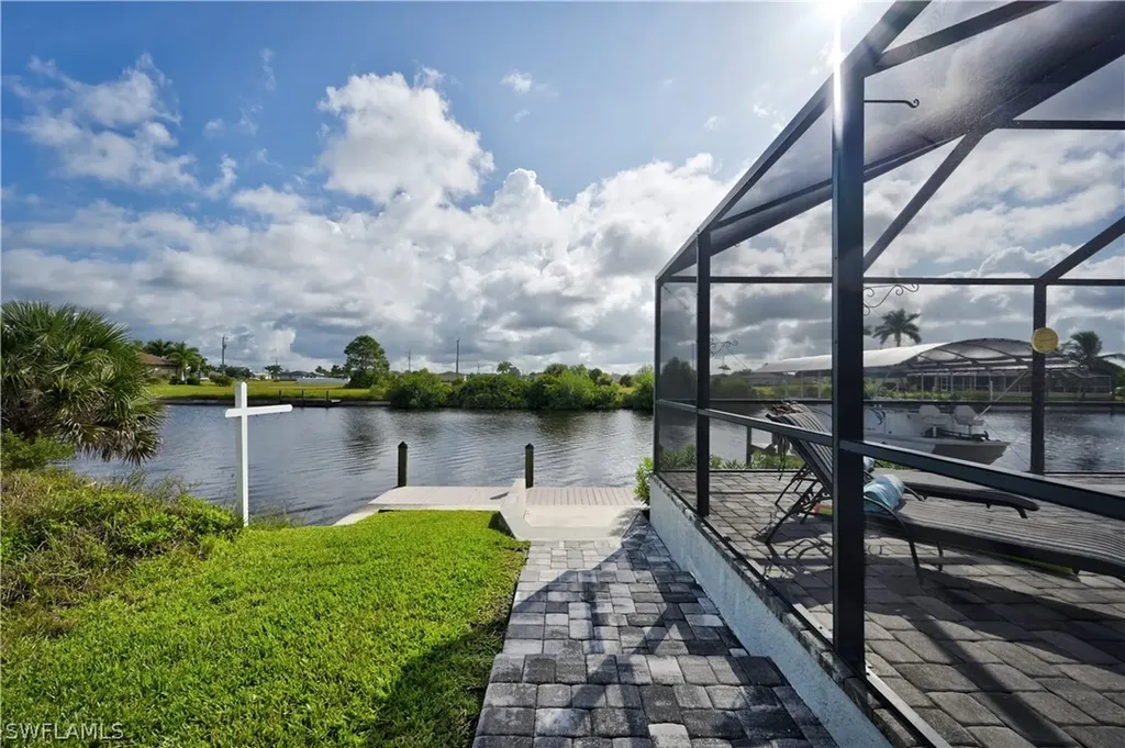 3221/3225 NW 46th Avenue Cape Coral FL 33993