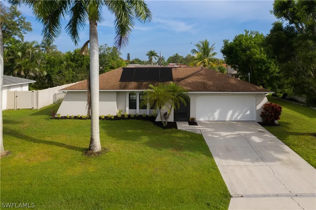 2215 SE 3rd Street Cape Coral FL 33990