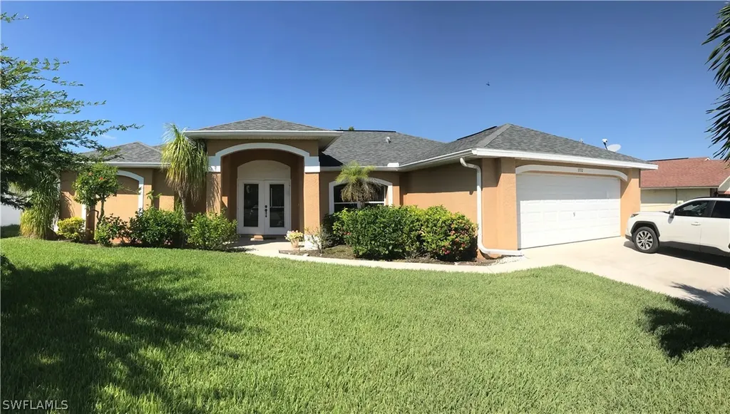 2712 SW 1st Avenue Cape Coral FL 33914