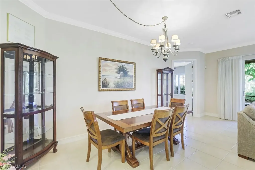 5005 Maxwell Circle Naples FL 34105
