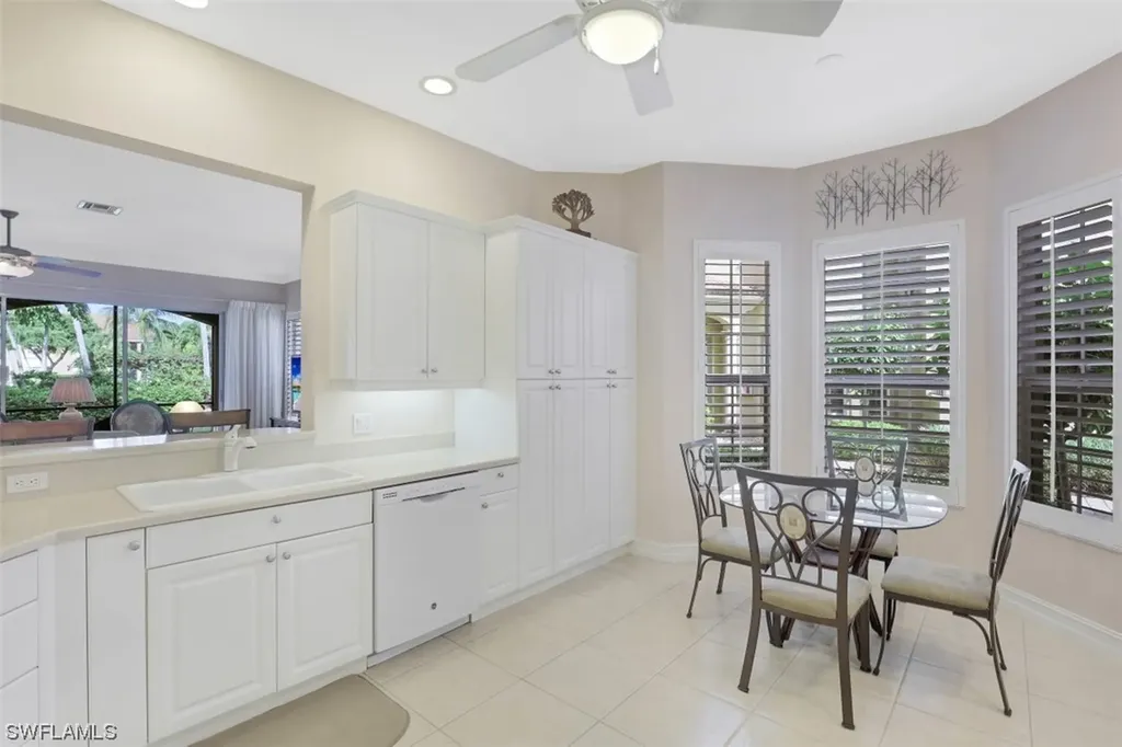5005 Maxwell Circle Naples FL 34105