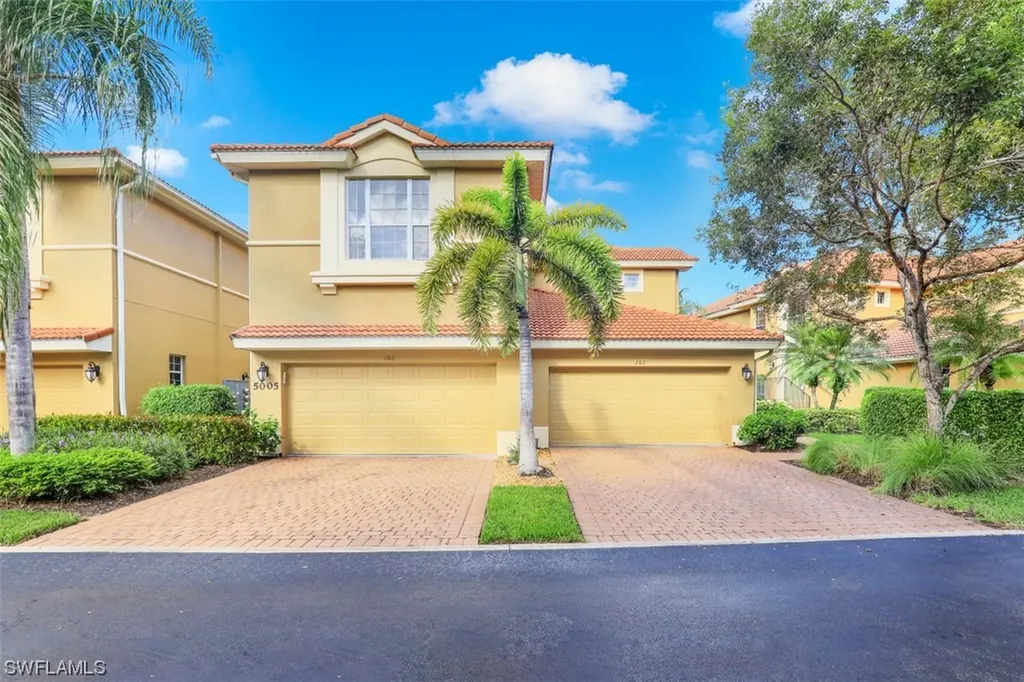 5005 Maxwell Circle Naples FL 34105