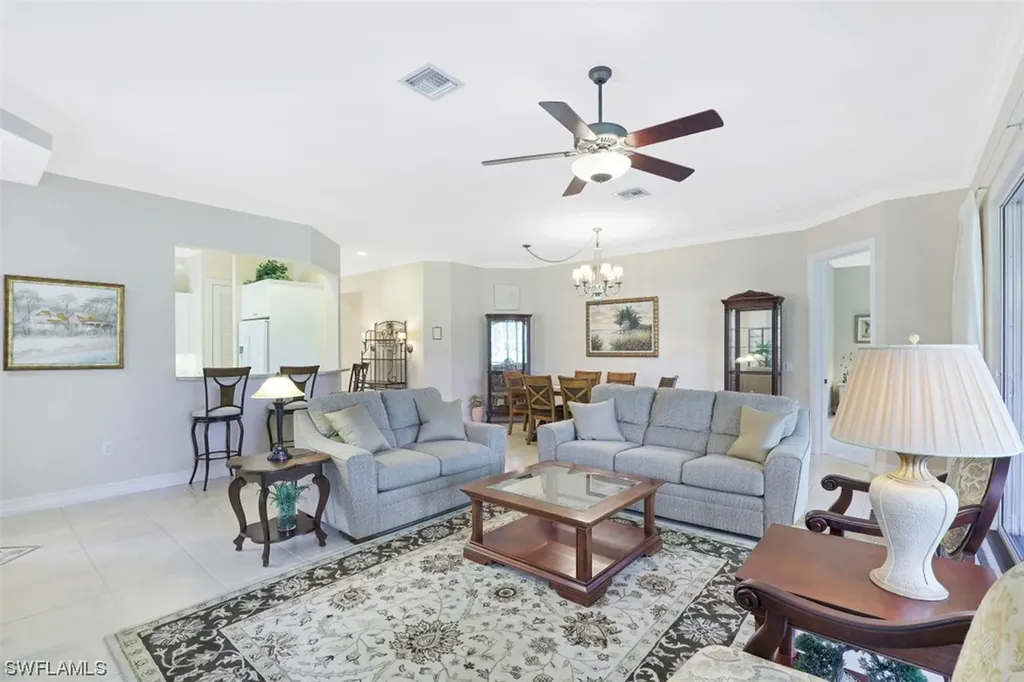 5005 Maxwell Circle Naples FL 34105