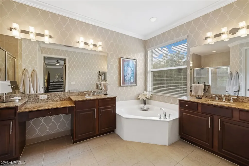 6800 Del Mar Terrace Naples FL 34105