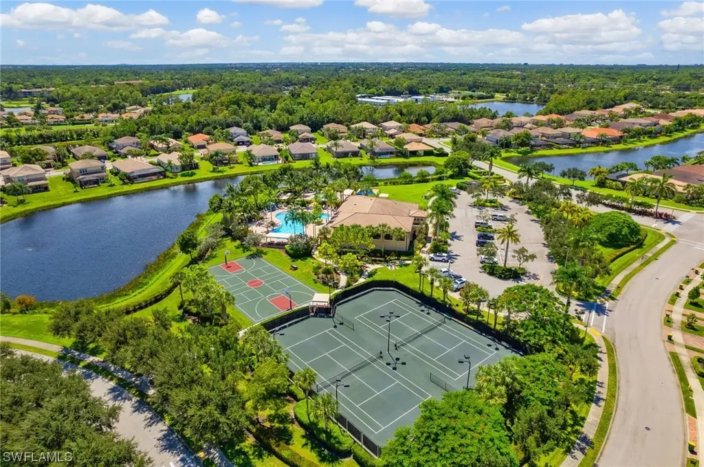 6800 Del Mar Terrace Naples FL 34105