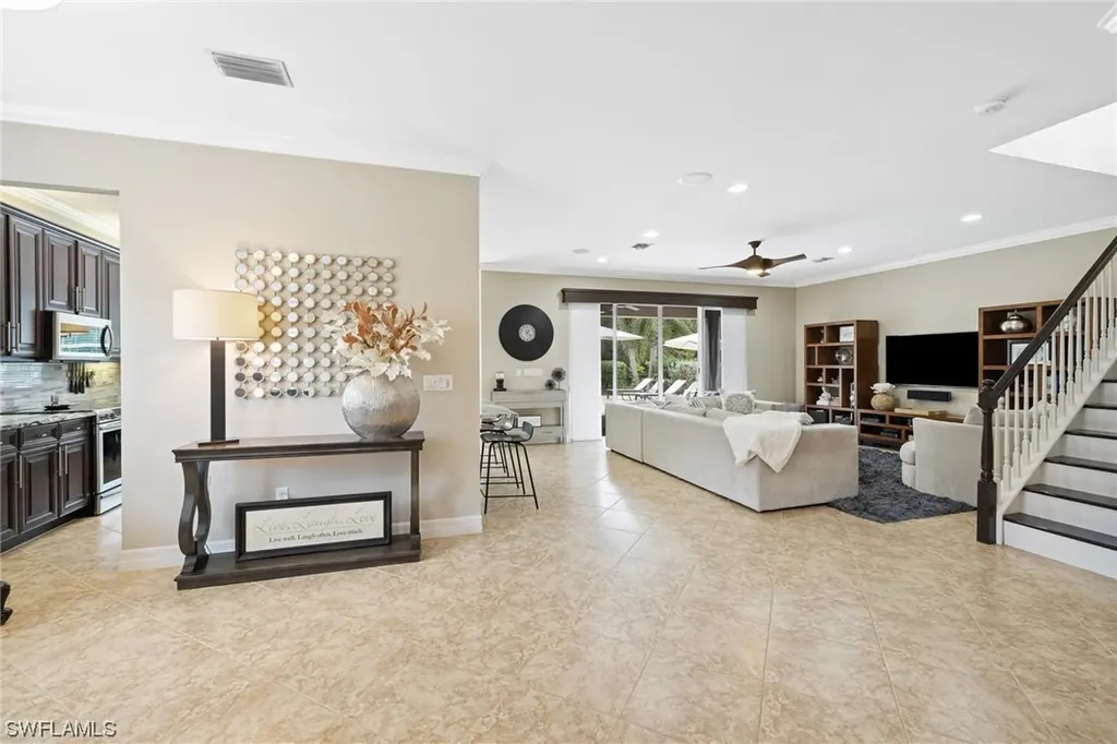 6800 Del Mar Terrace Naples FL 34105