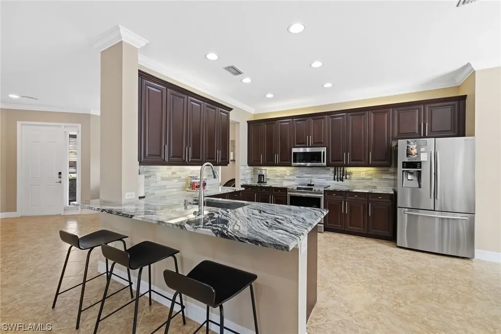 6800 Del Mar Terrace Naples FL 34105