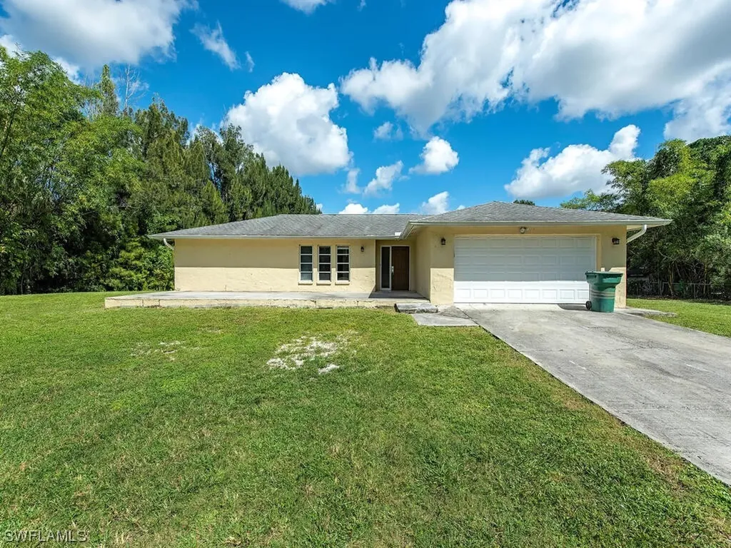 3575 5th Avenue SW Naples FL 34117