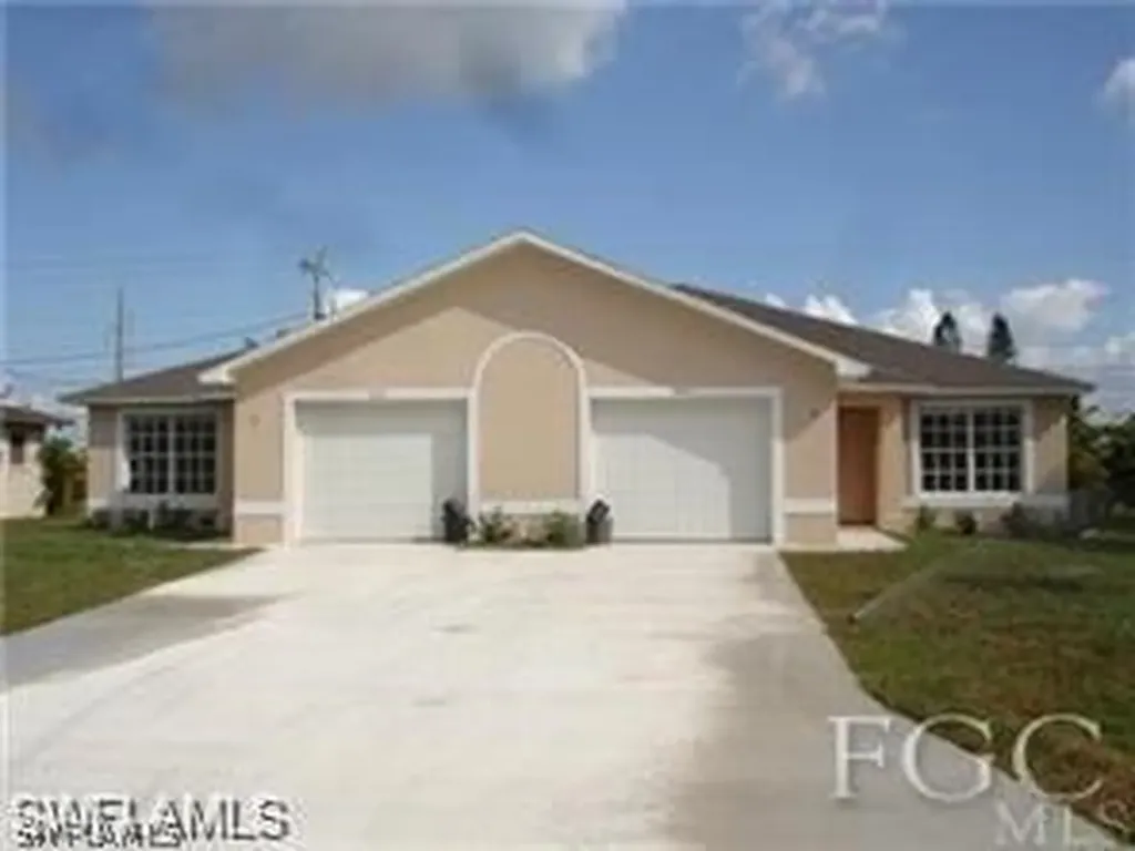 3715 SW Santa Barbara Place Cape Coral FL 33914