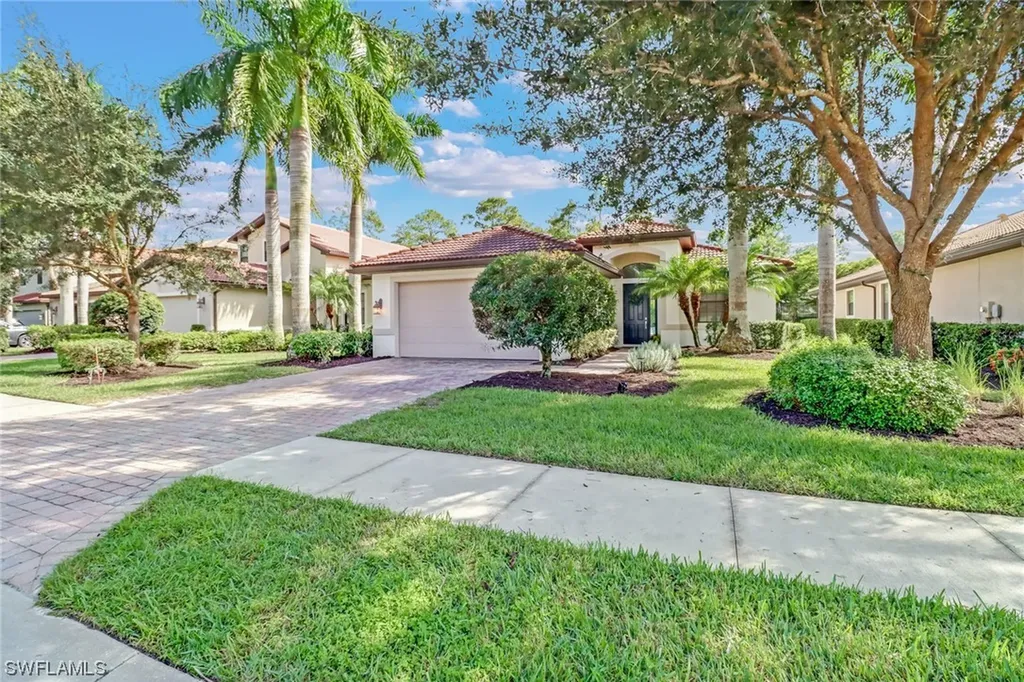 7808 Bucks Run Drive Naples FL 34120