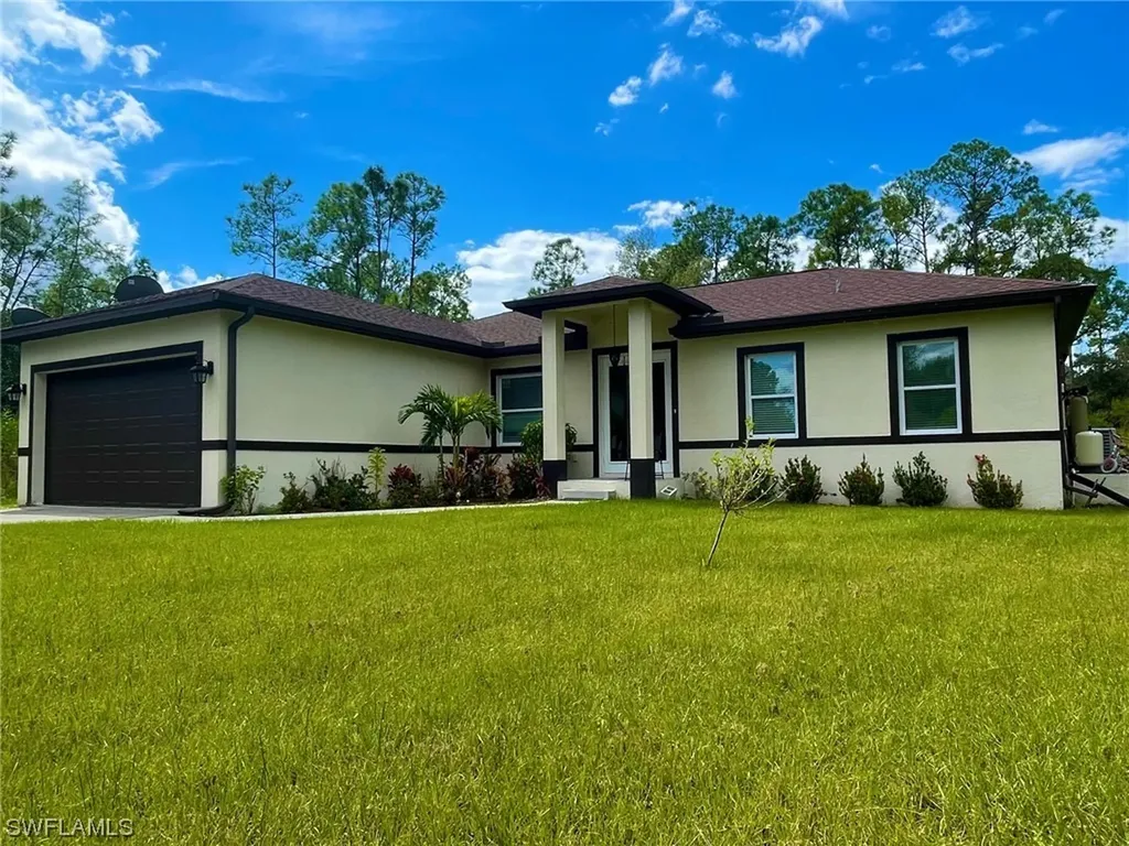 5071 46th Street NE Naples FL 34120