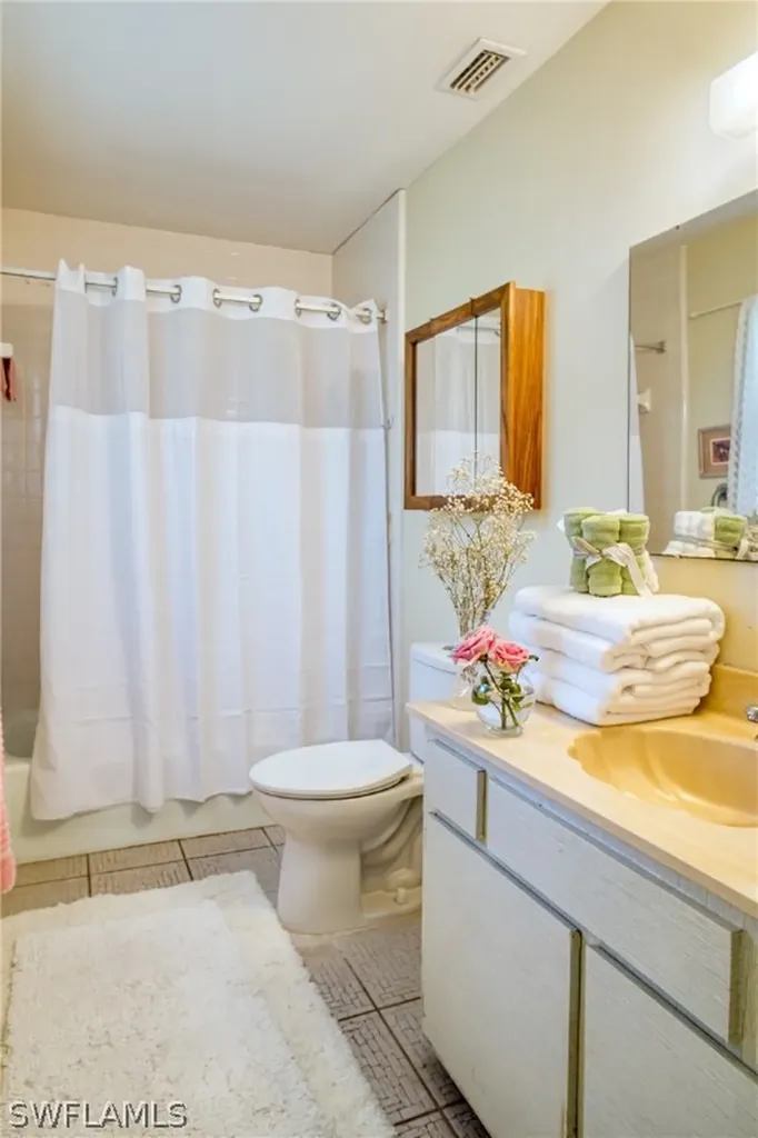 2539 Coconut Drive Sanibel FL 33957