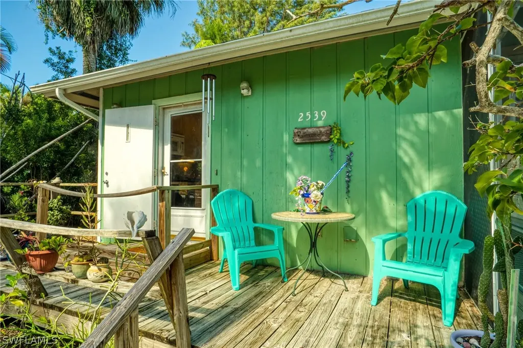 2539 Coconut Drive Sanibel FL 33957