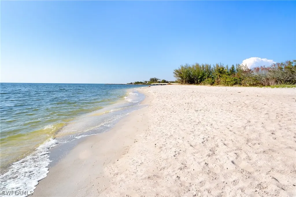 2539 Coconut Drive Sanibel FL 33957
