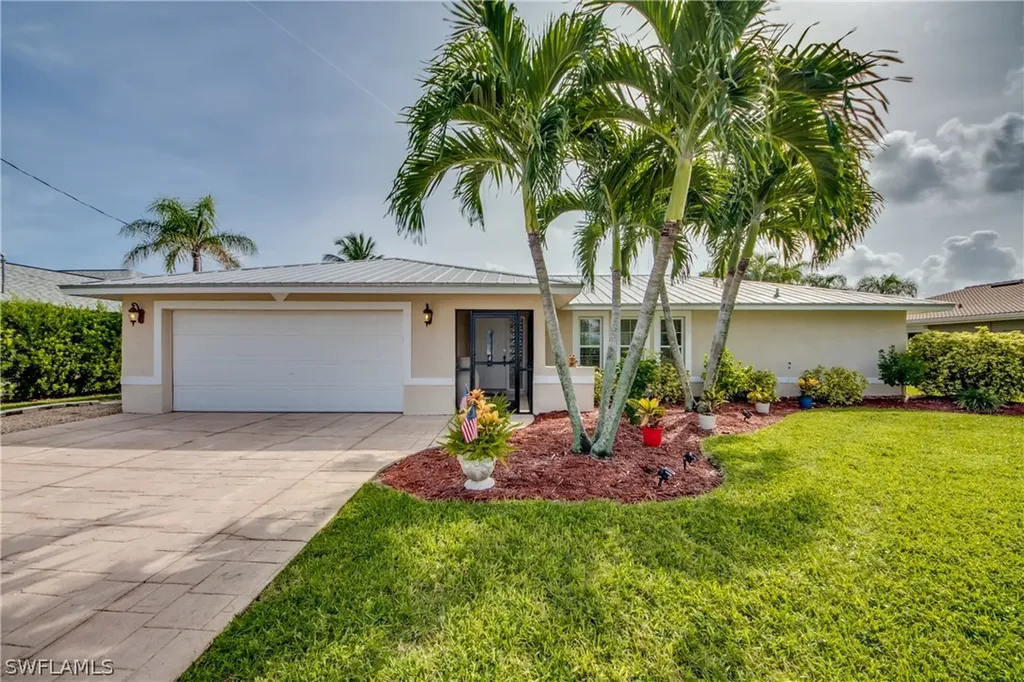 2519 SE 22nd Avenue Cape Coral FL 33904