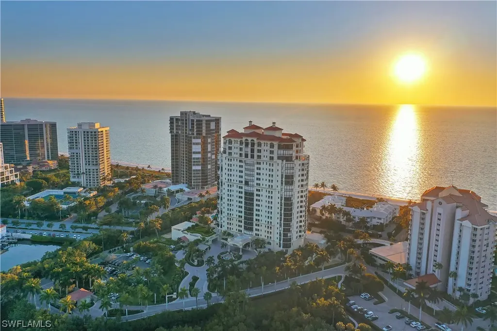 81 Seagate Drive Naples FL 34103