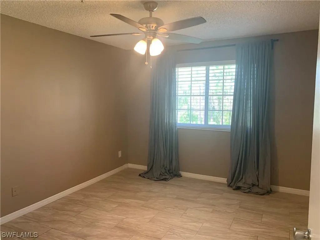 1240 Wildwood Lakes Boulevard Naples FL 34104