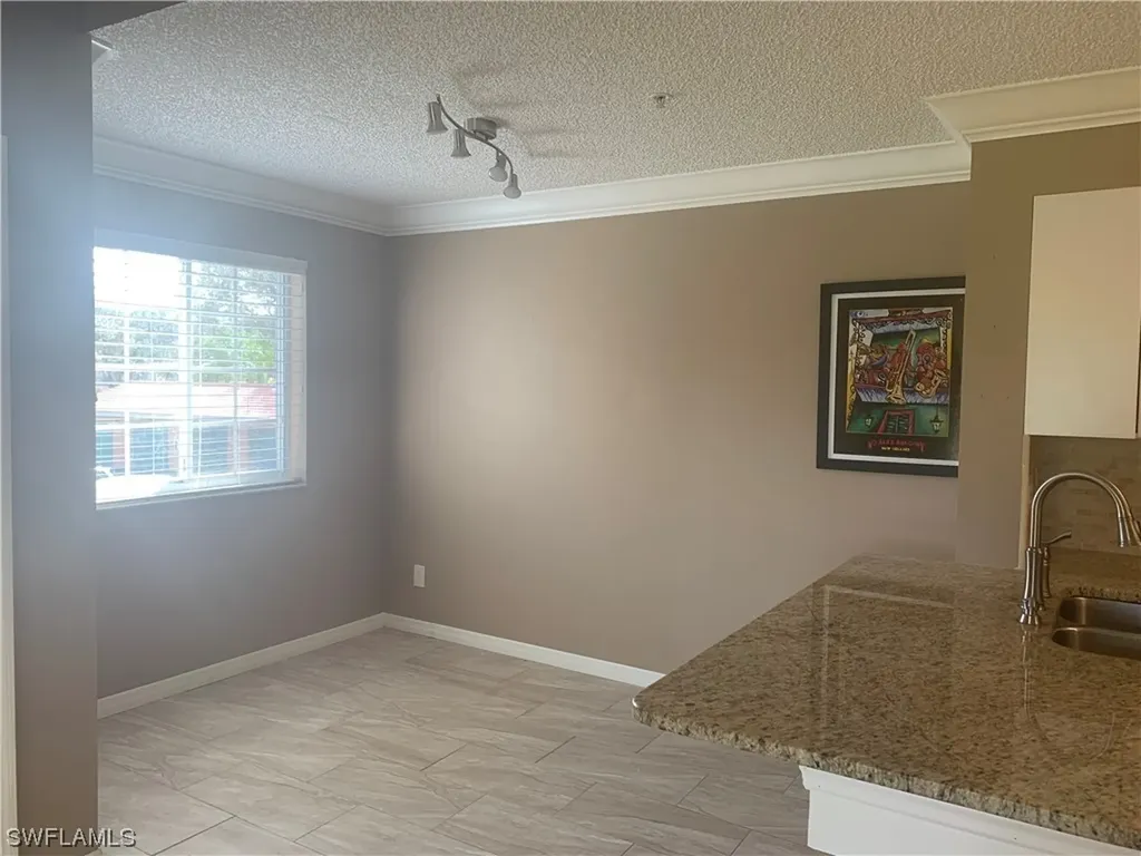 1240 Wildwood Lakes Boulevard Naples FL 34104
