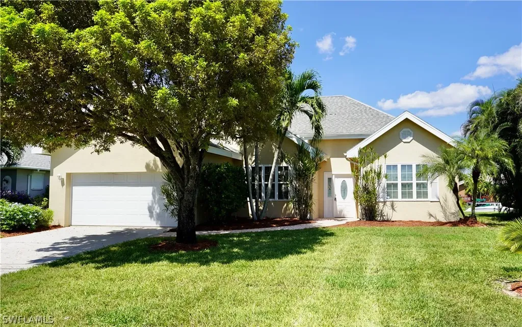 1923 SE 10th Street Cape Coral FL 33990