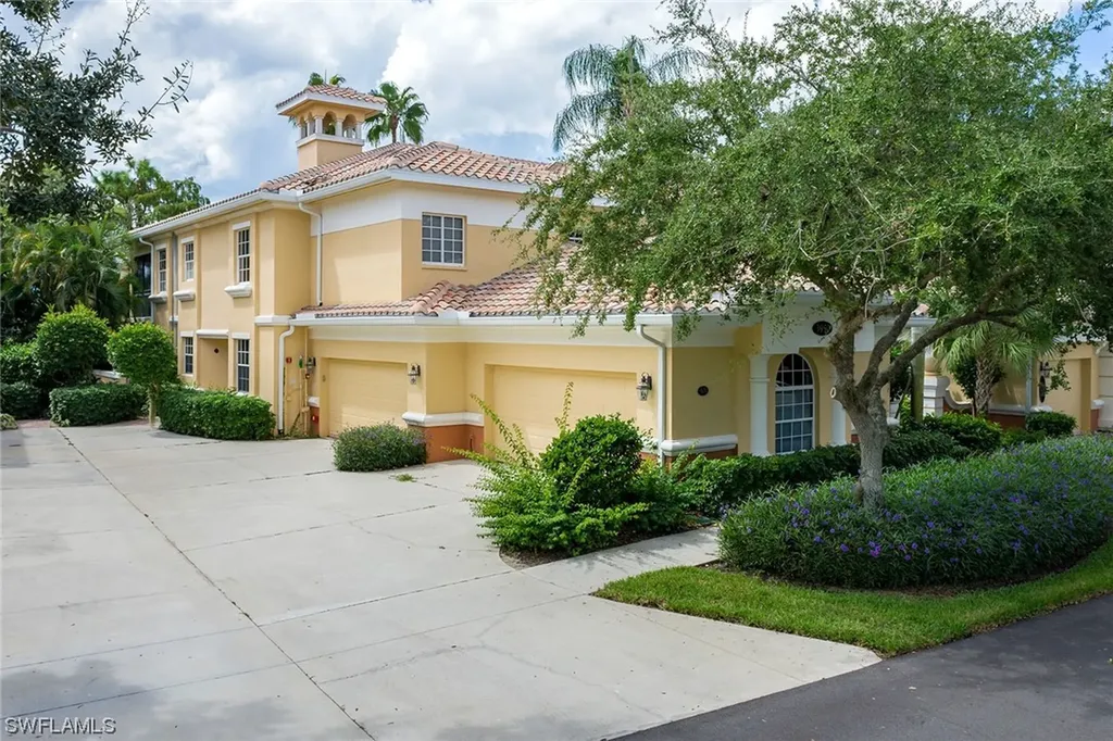 3950 Deer Crossing Court Naples FL 34114