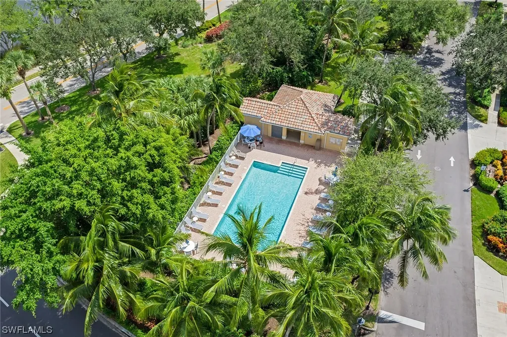 3950 Deer Crossing Court Naples FL 34114
