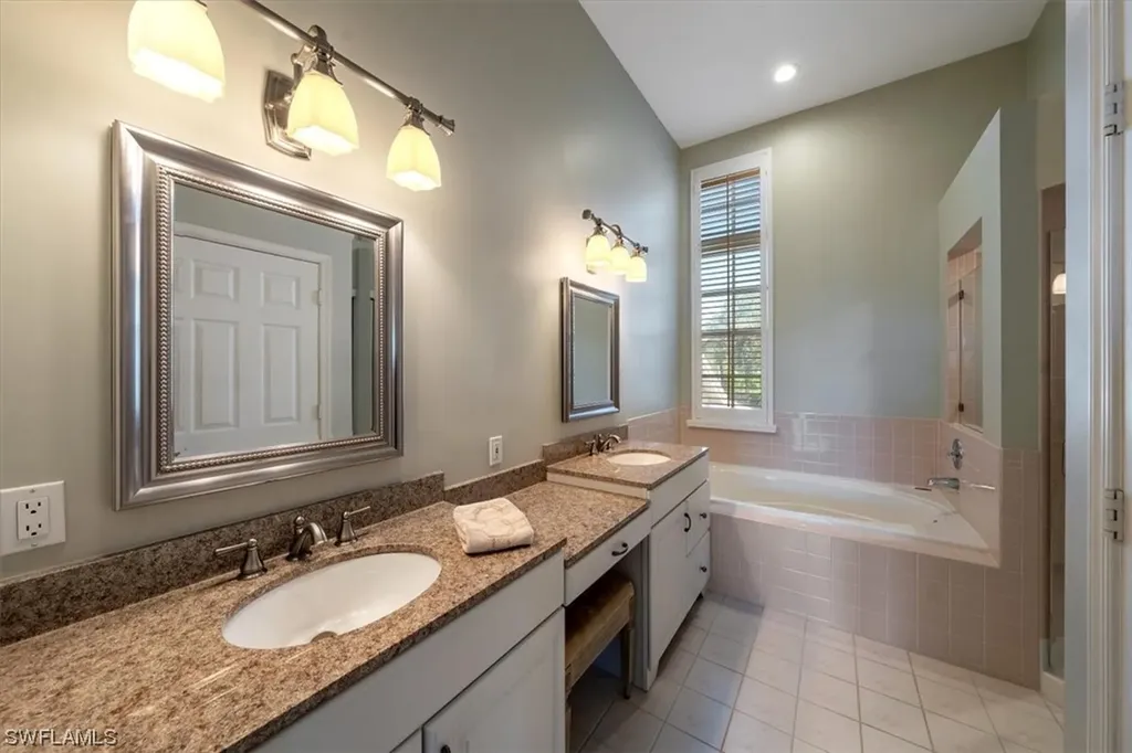 7786 Gardner Drive Naples FL 34109