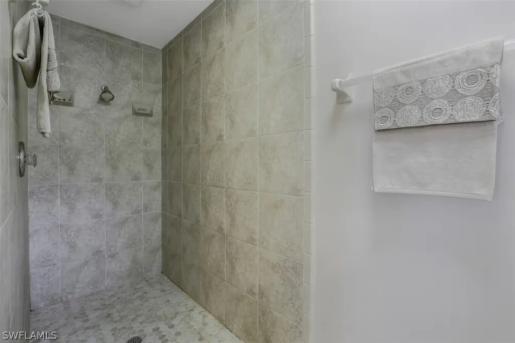 3106 SE 8th Place Cape Coral FL 33904