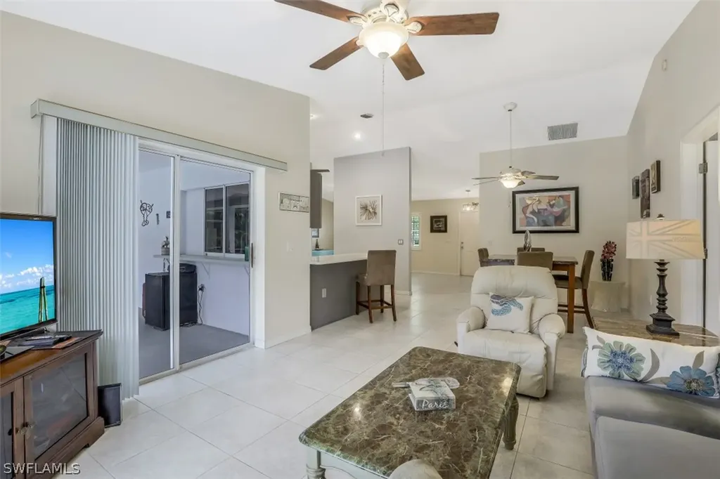 3106 SE 8th Place Cape Coral FL 33904