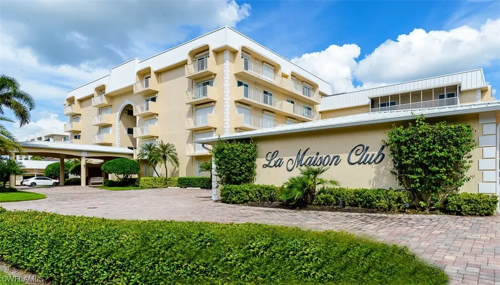 3450 Gulf Shore Boulevard N Naples FL 34103