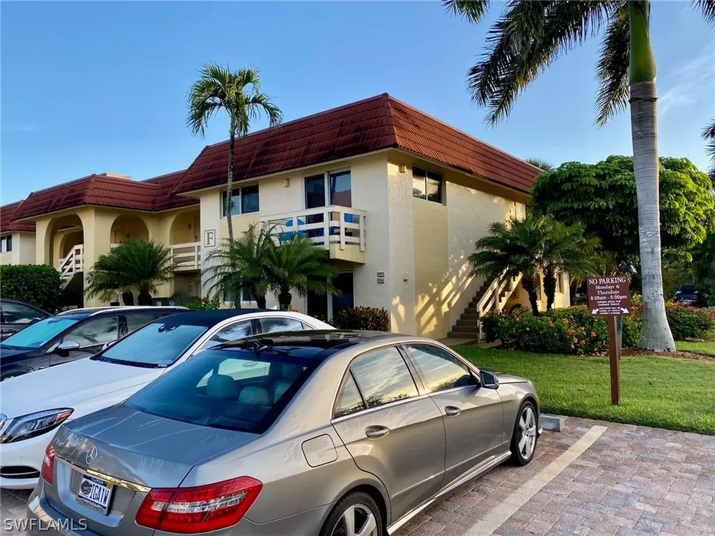 Sanibel FL, 1610 Middle Gulf Drive, Unit F8