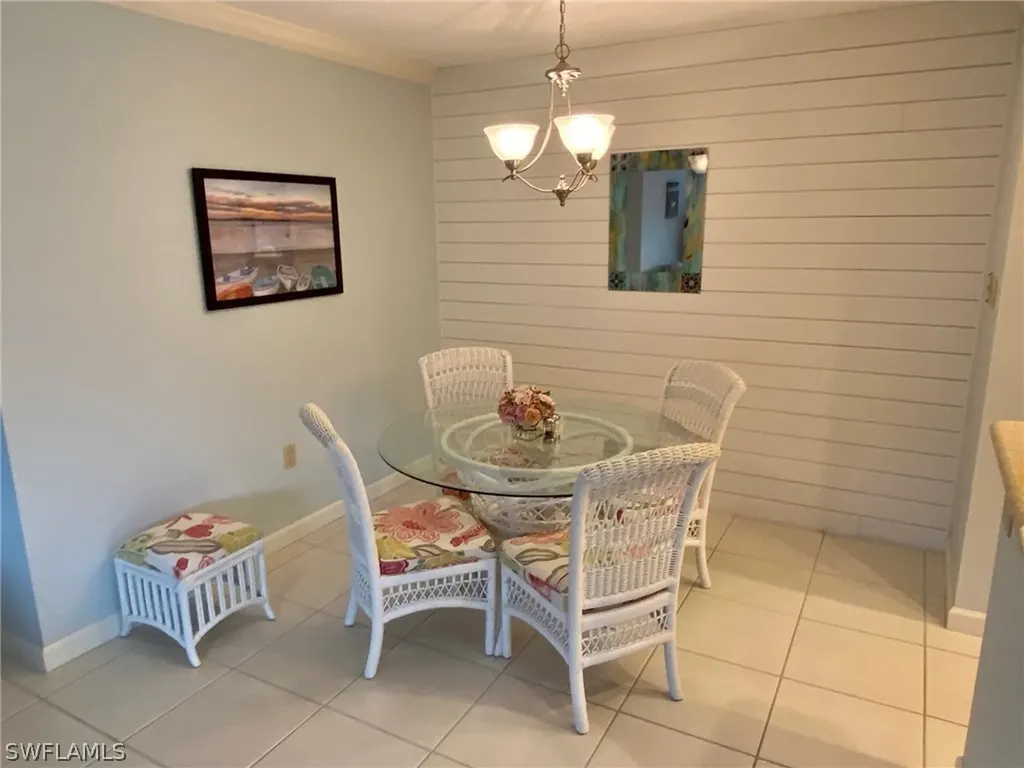 1610 Middle Gulf Drive Sanibel FL 33957