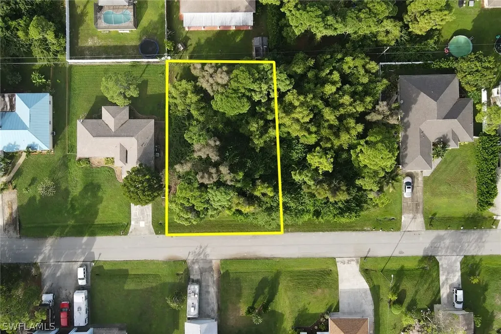 18380 Camellia Road Fort Myers FL 33967
