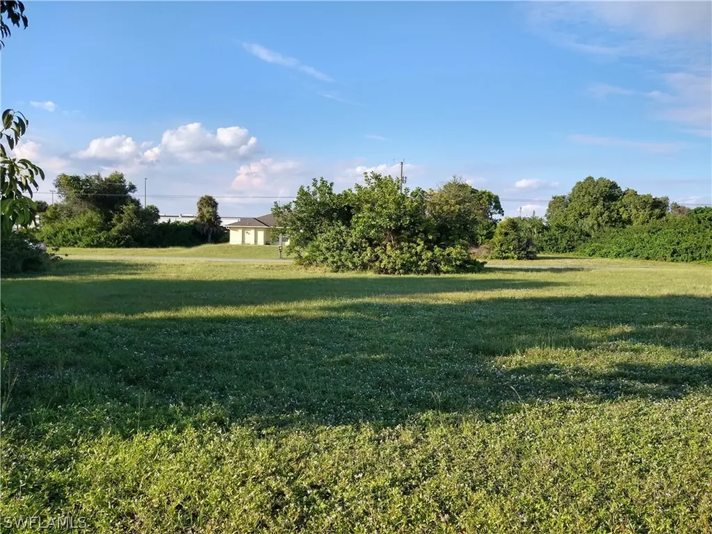 1326 NW 4th Street Cape Coral FL 33993