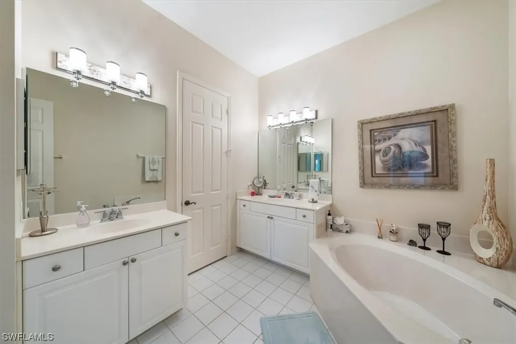 1229 Egrets Landing Naples FL 34108