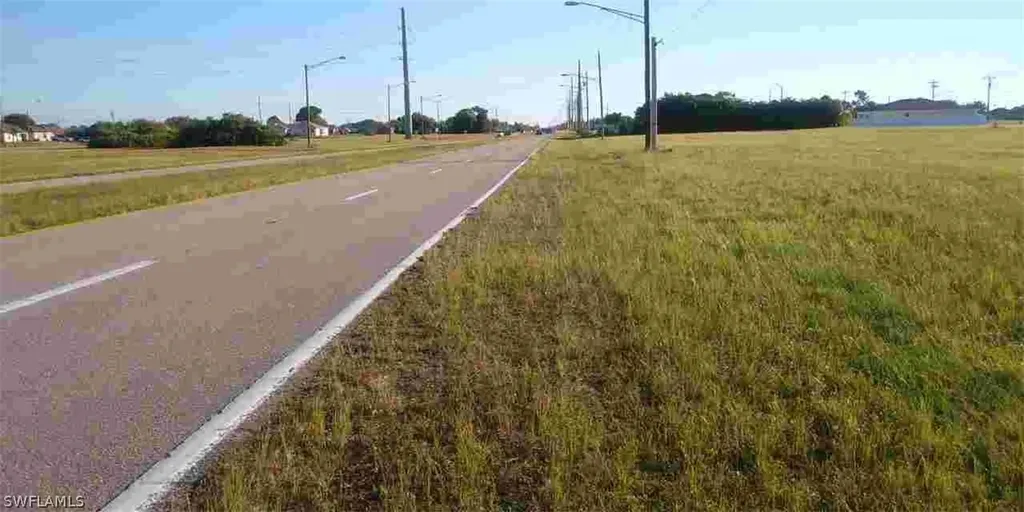 2716 Santa Barbara Boulevard N Cape Coral FL 33993