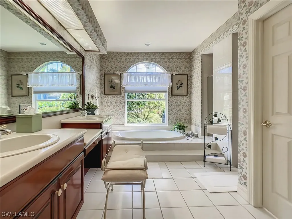 Naples FL 34119