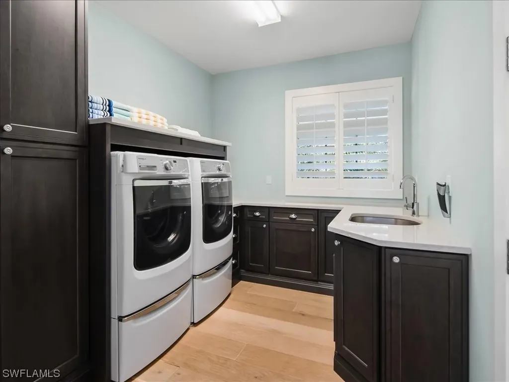 813 Magnolia Court Marco Island FL 34145