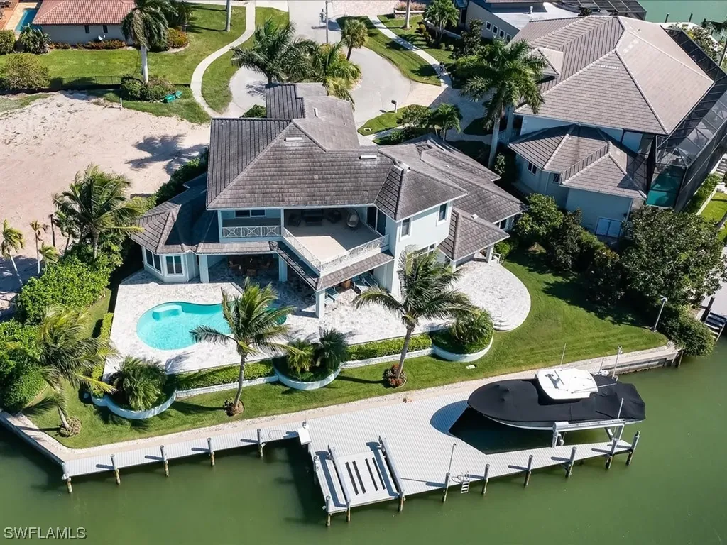 813 Magnolia Court Marco Island FL 34145