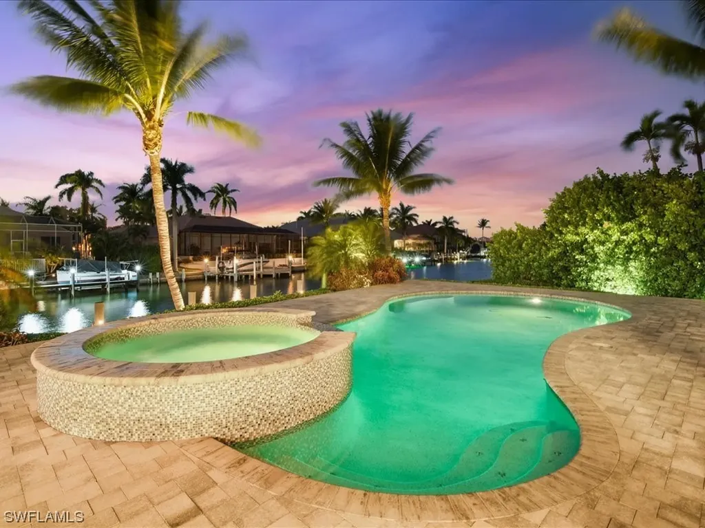 813 Magnolia Court Marco Island FL 34145