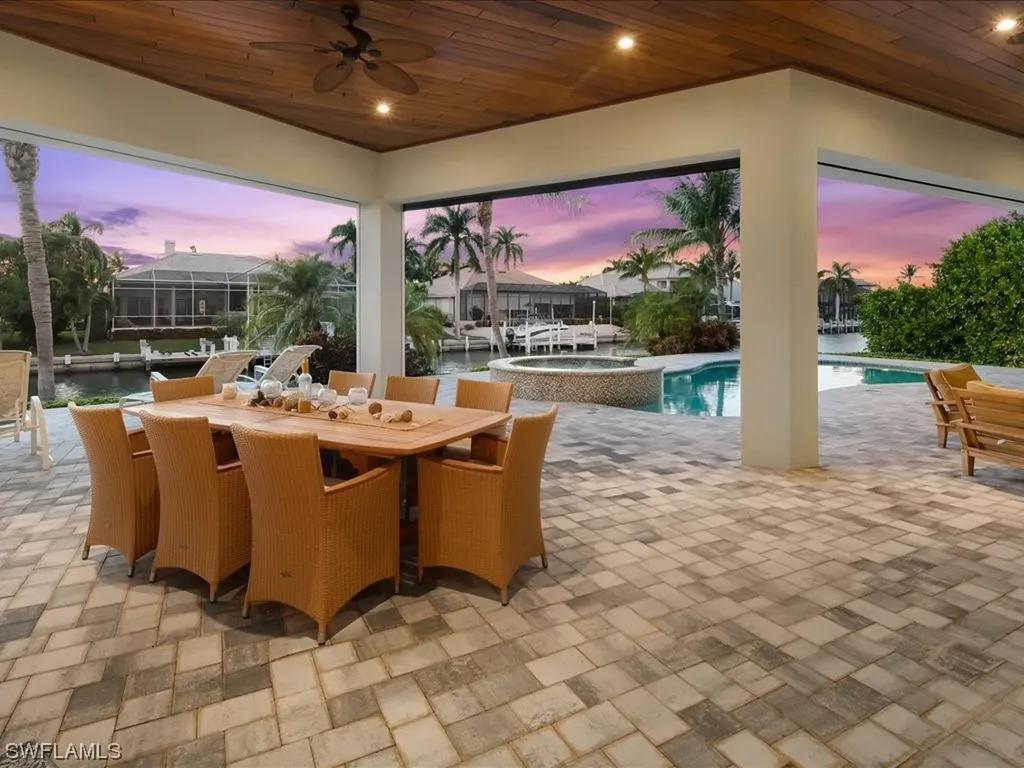 813 Magnolia Court Marco Island FL 34145