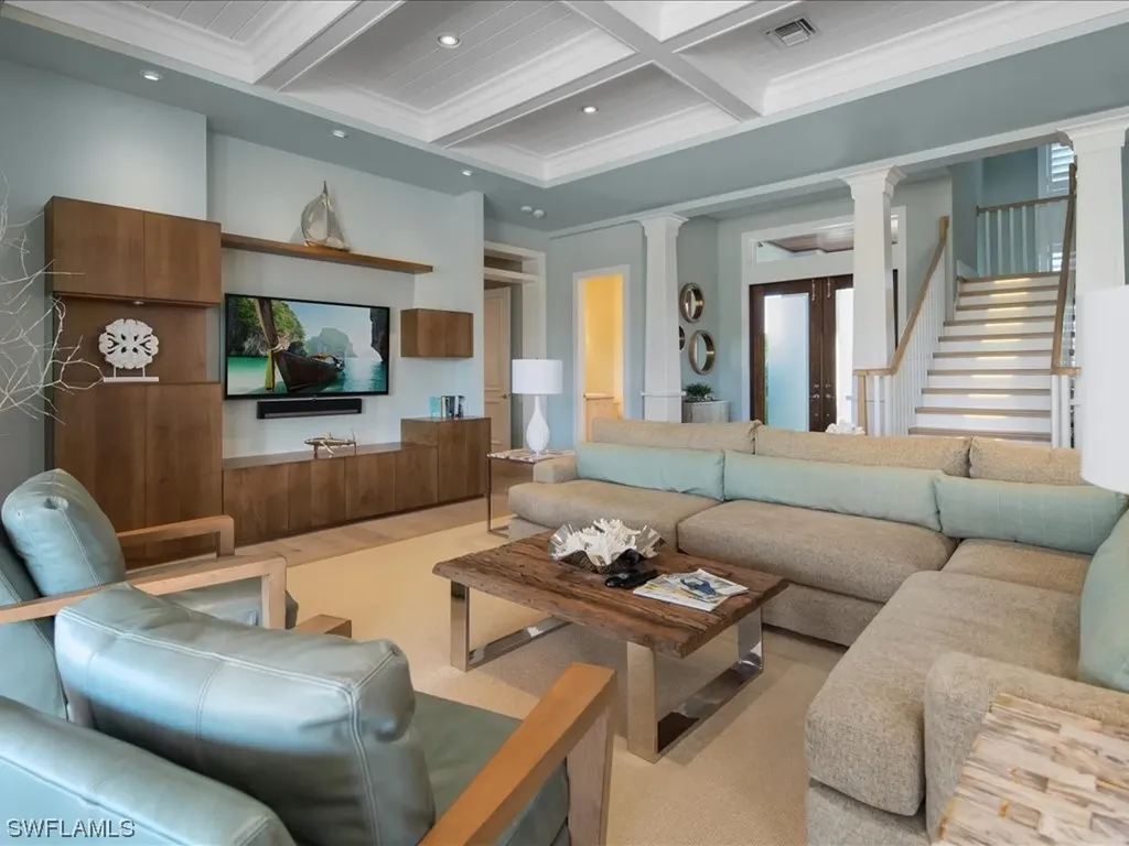 813 Magnolia Court Marco Island FL 34145