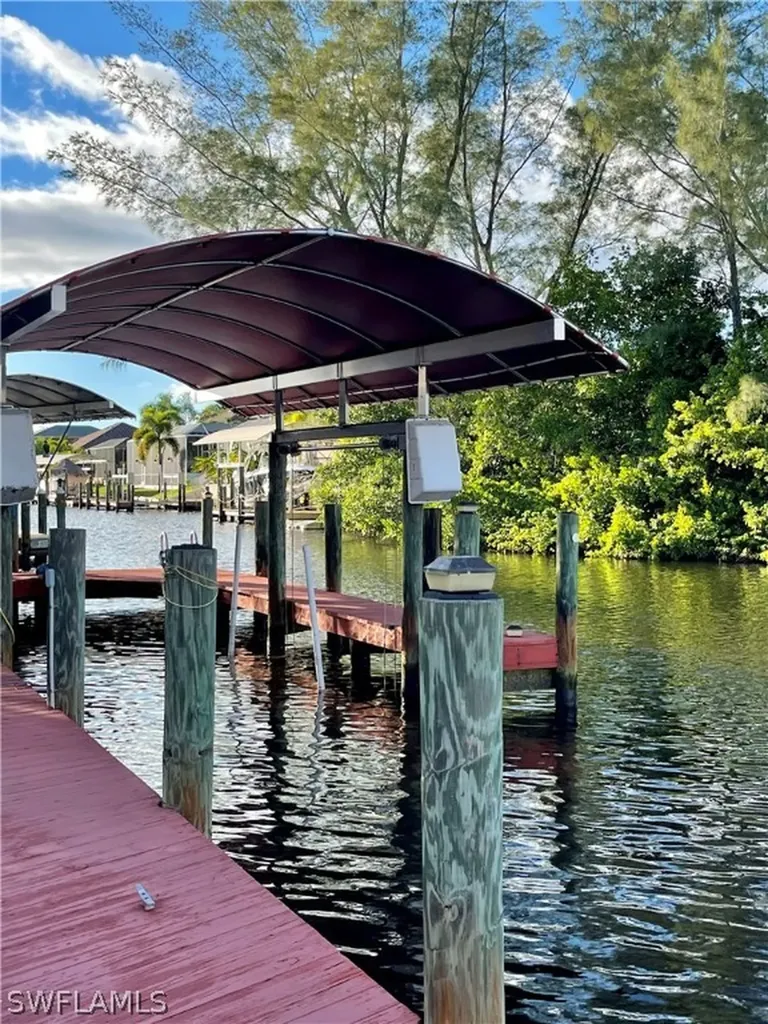 1323 SW 47th Terrace Cape Coral FL 33914