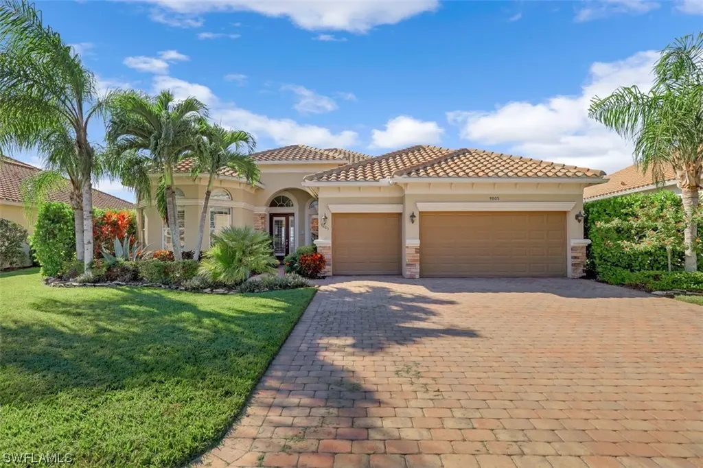 9005 Quarry Drive Naples FL 34120