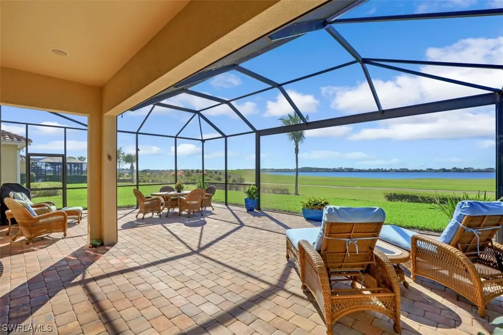 9005 Quarry Drive Naples FL 34120