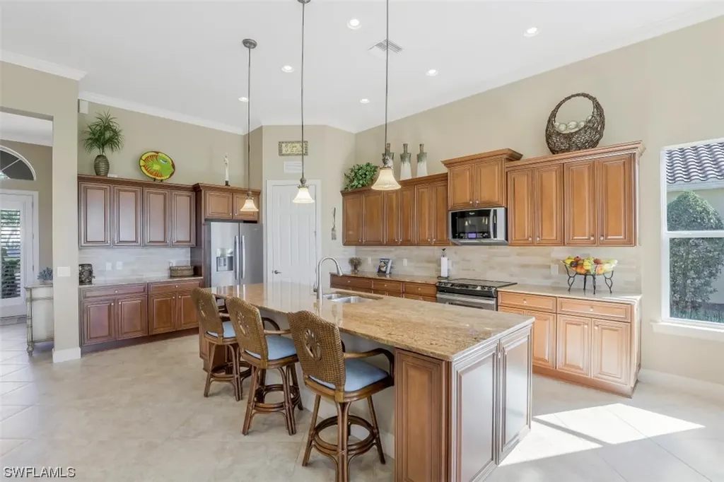 9005 Quarry Drive Naples FL 34120
