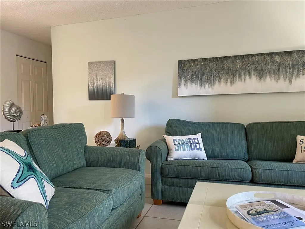 5117 Sea Bell Road Sanibel FL 33957