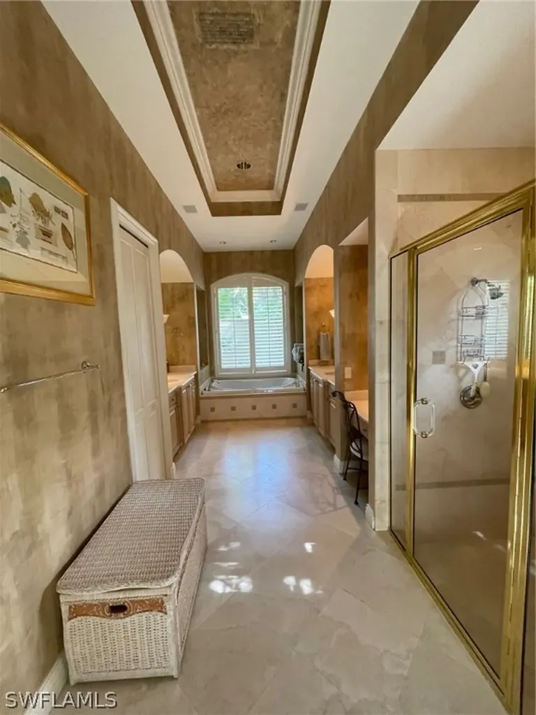 11933 Colliers Reserve Drive Naples FL 34110
