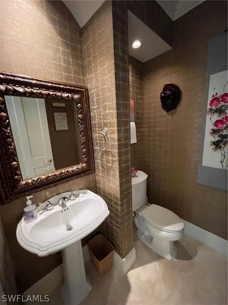 11933 Colliers Reserve Drive Naples FL 34110