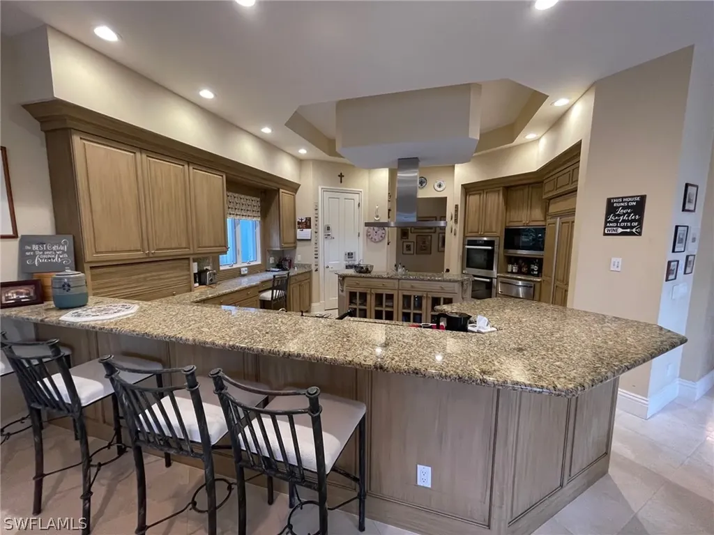 11933 Colliers Reserve Drive Naples FL 34110