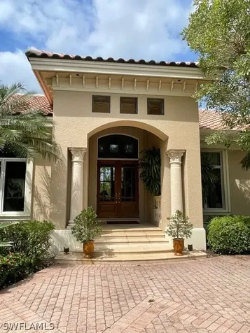 11933 Colliers Reserve Drive Naples FL 34110